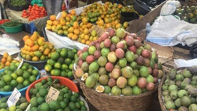 African mass food market